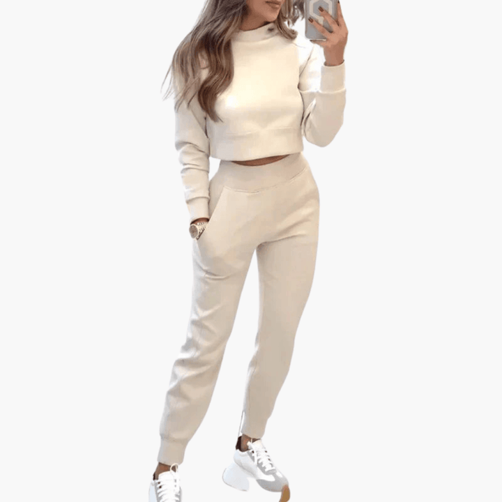 Women’s Two-Piece Knit Loungewear Set with Relaxed Fit