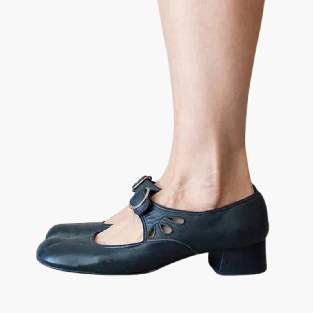 Women’s Closed Toe Sandals with Buckle Strap