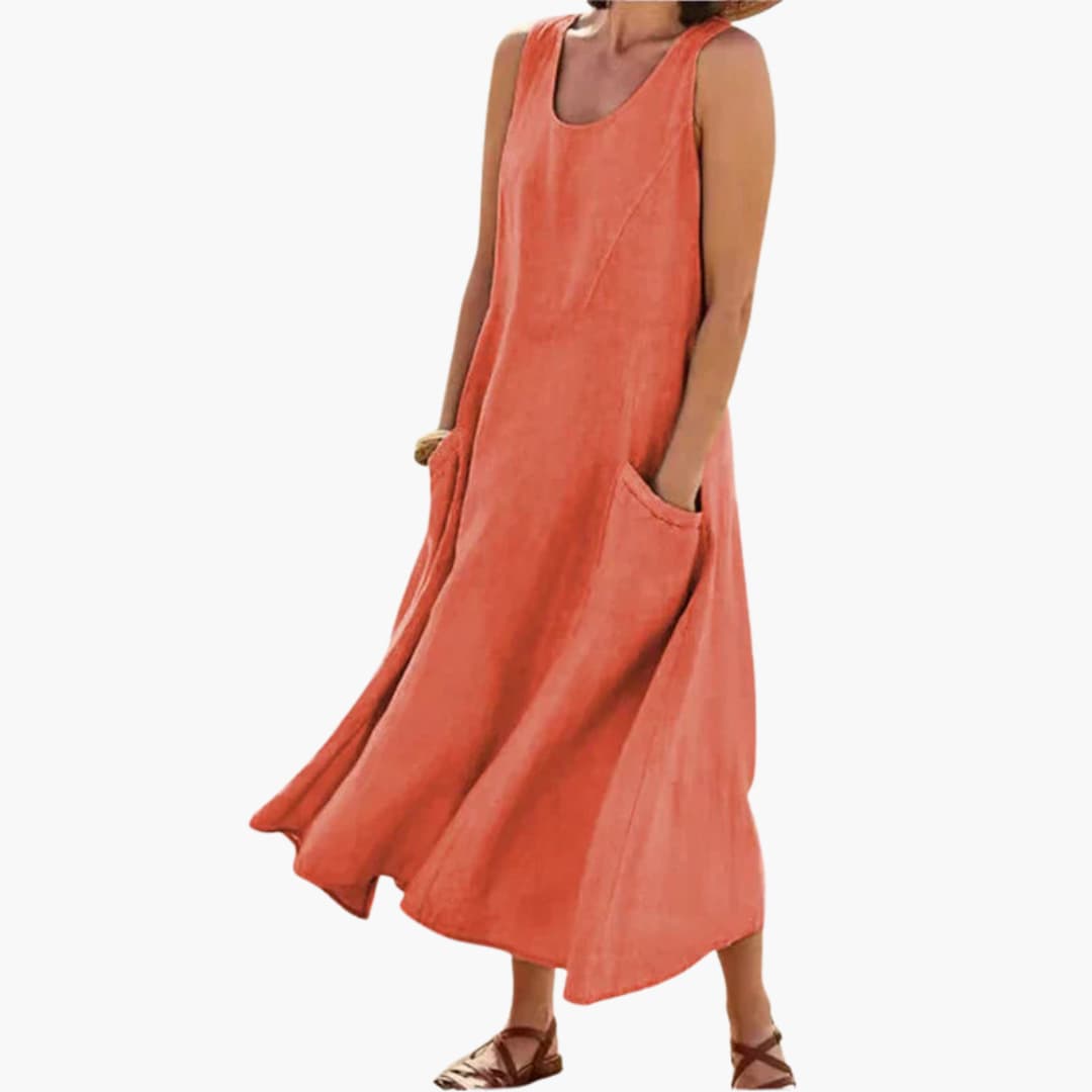 Women’s midi dress with scoop neckline and patch pockets