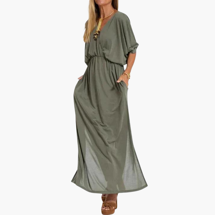 Women’s Summer Dress with Sleeveless Design