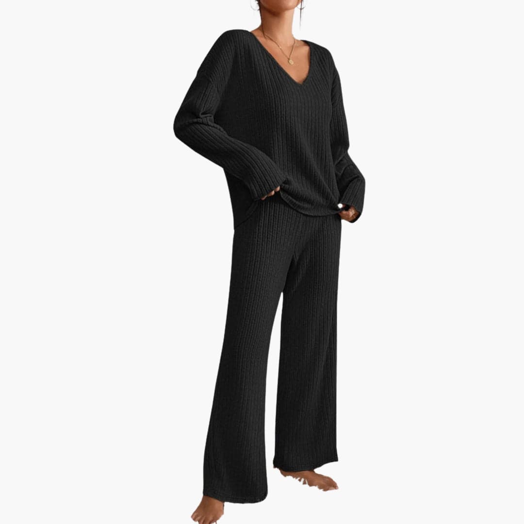 Women’s Knit Loungewear Set with Long Sleeves