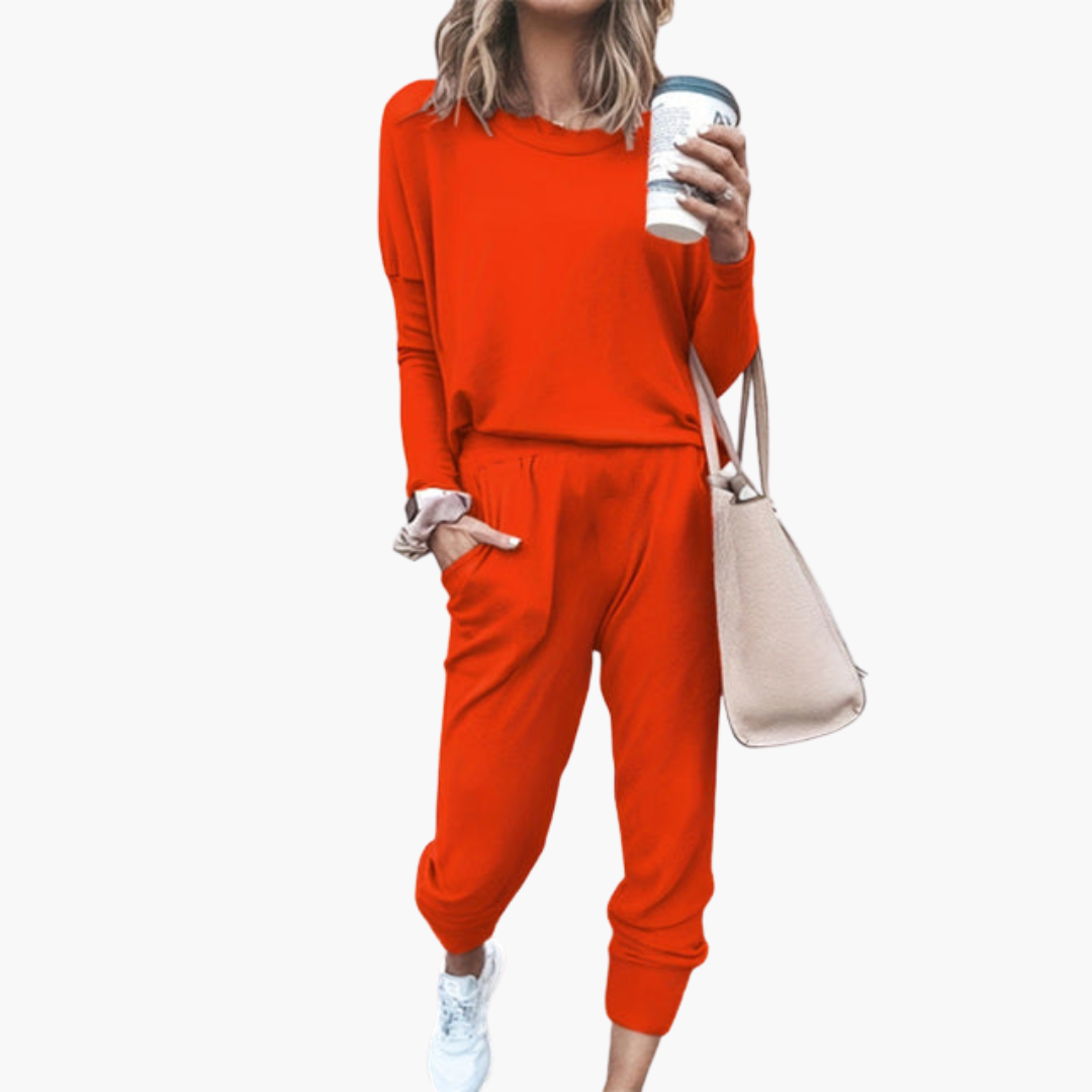 Women’s two-piece set with long sleeves and Pants