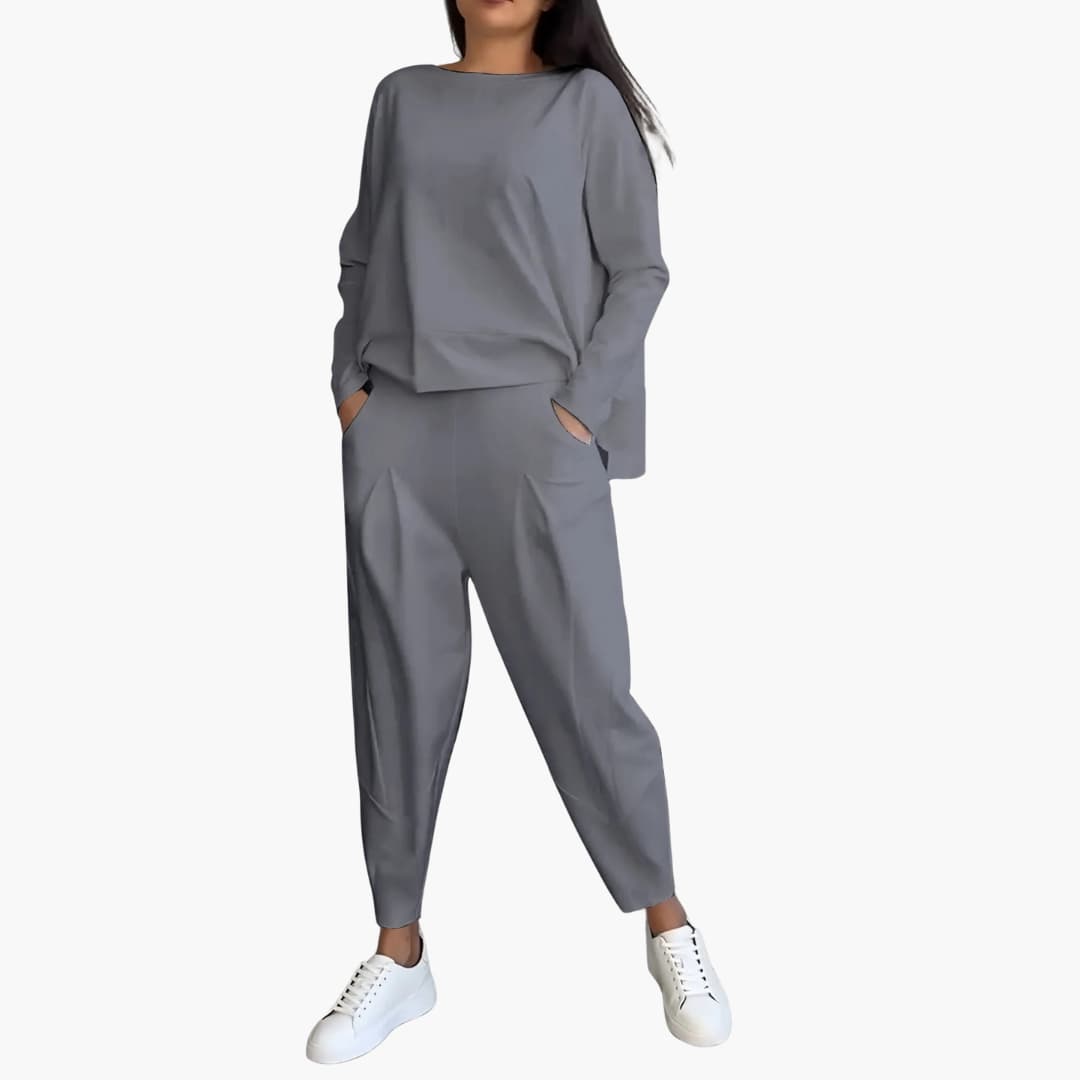 Women’s Two-Piece Set with Relaxed Fit