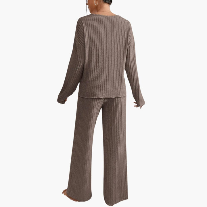 Women’s Knit Loungewear Set with Long Sleeves